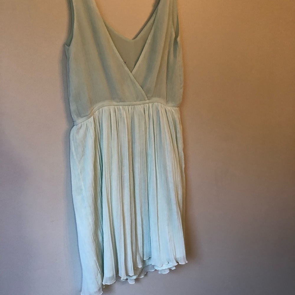Dress - Picture 3 of 5